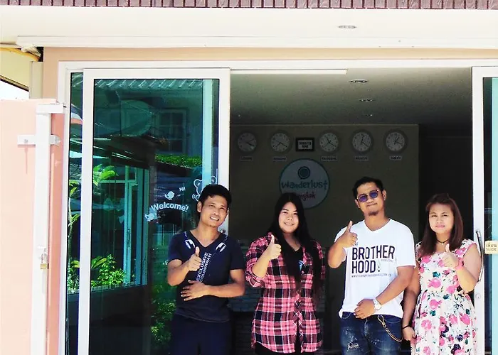 Wanderlust Hostel *